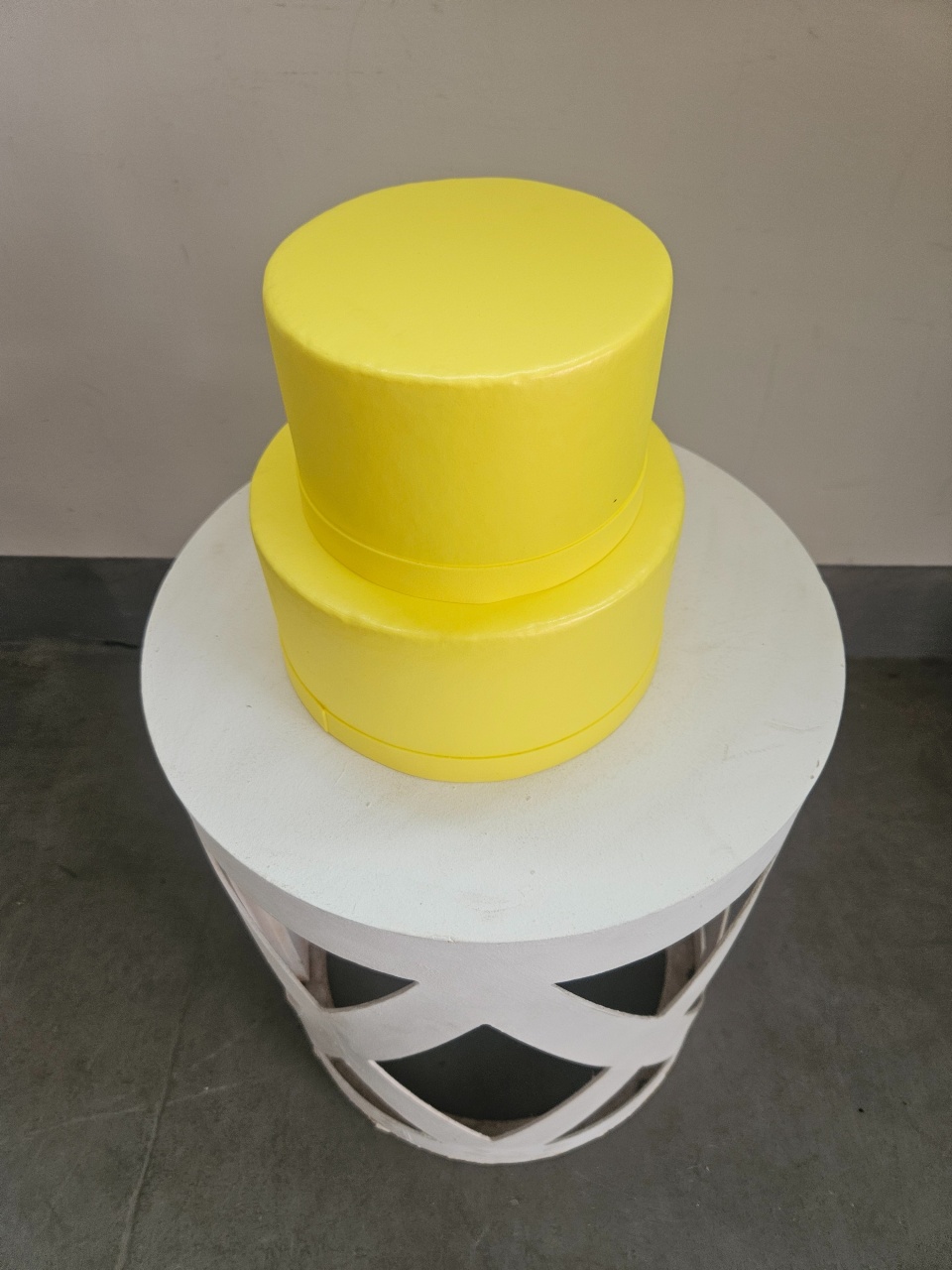 Bolo 2 Camadas Amarelo  - feste_se_peguemonte