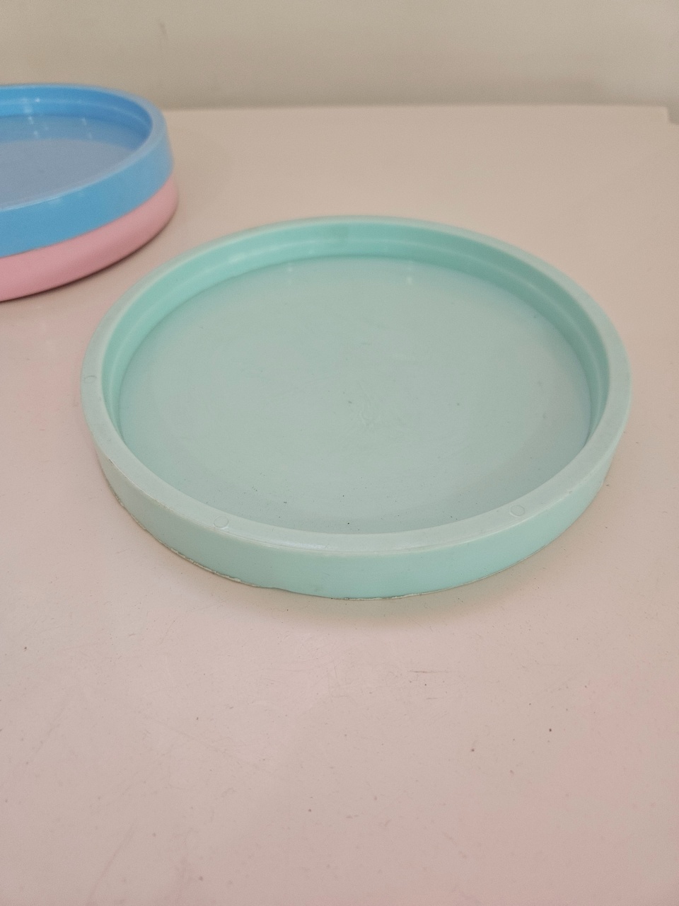Bandeja Redonda 22Cm Verde Bebê  - feste_se_peguemonte