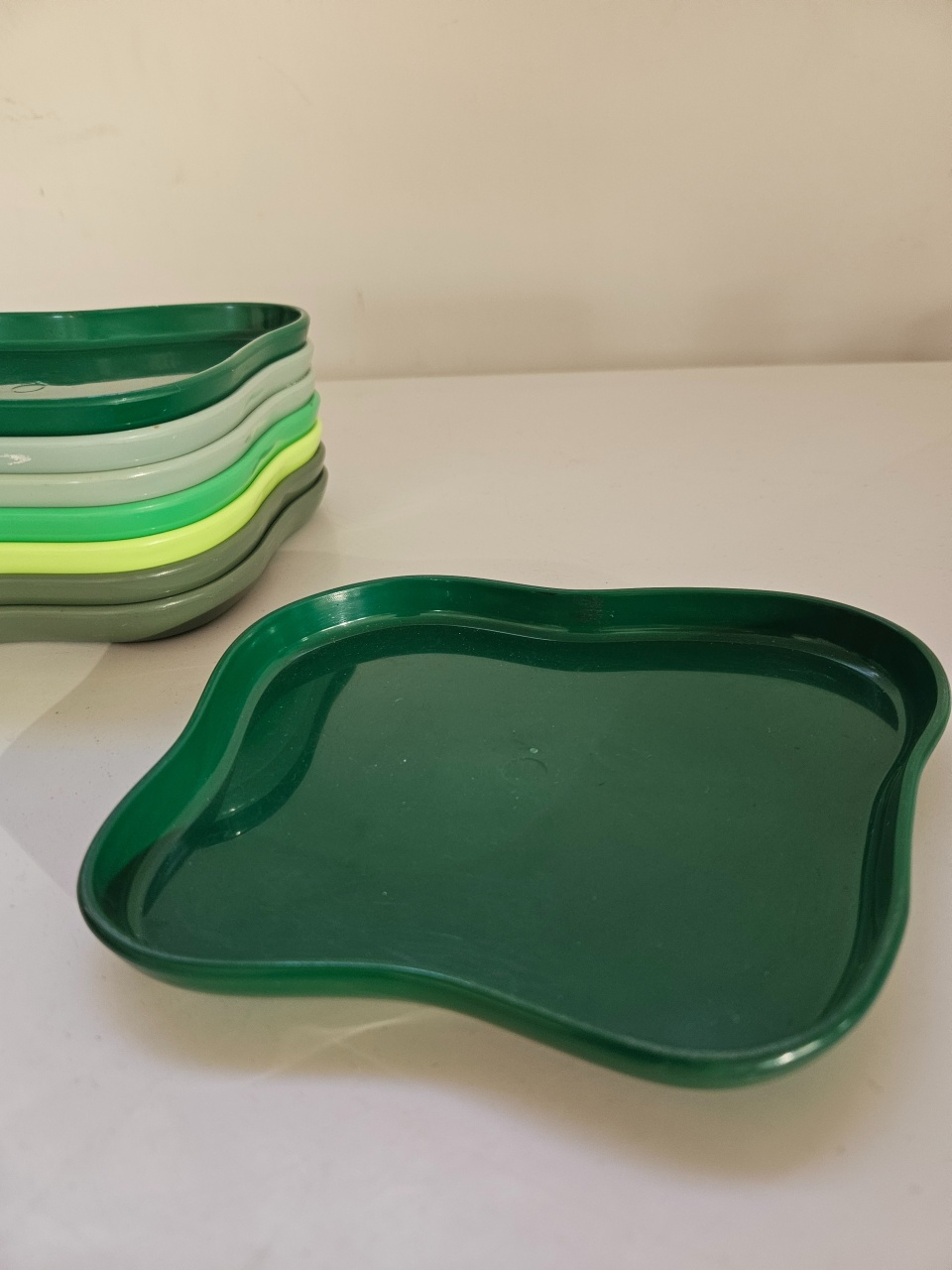 Bandeja Orgânica 180 (Maça) Verde Folha - feste_se_peguemonte