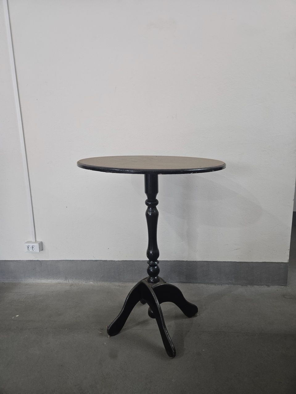 Mesa Solitária Preta - feste_se_peguemonte