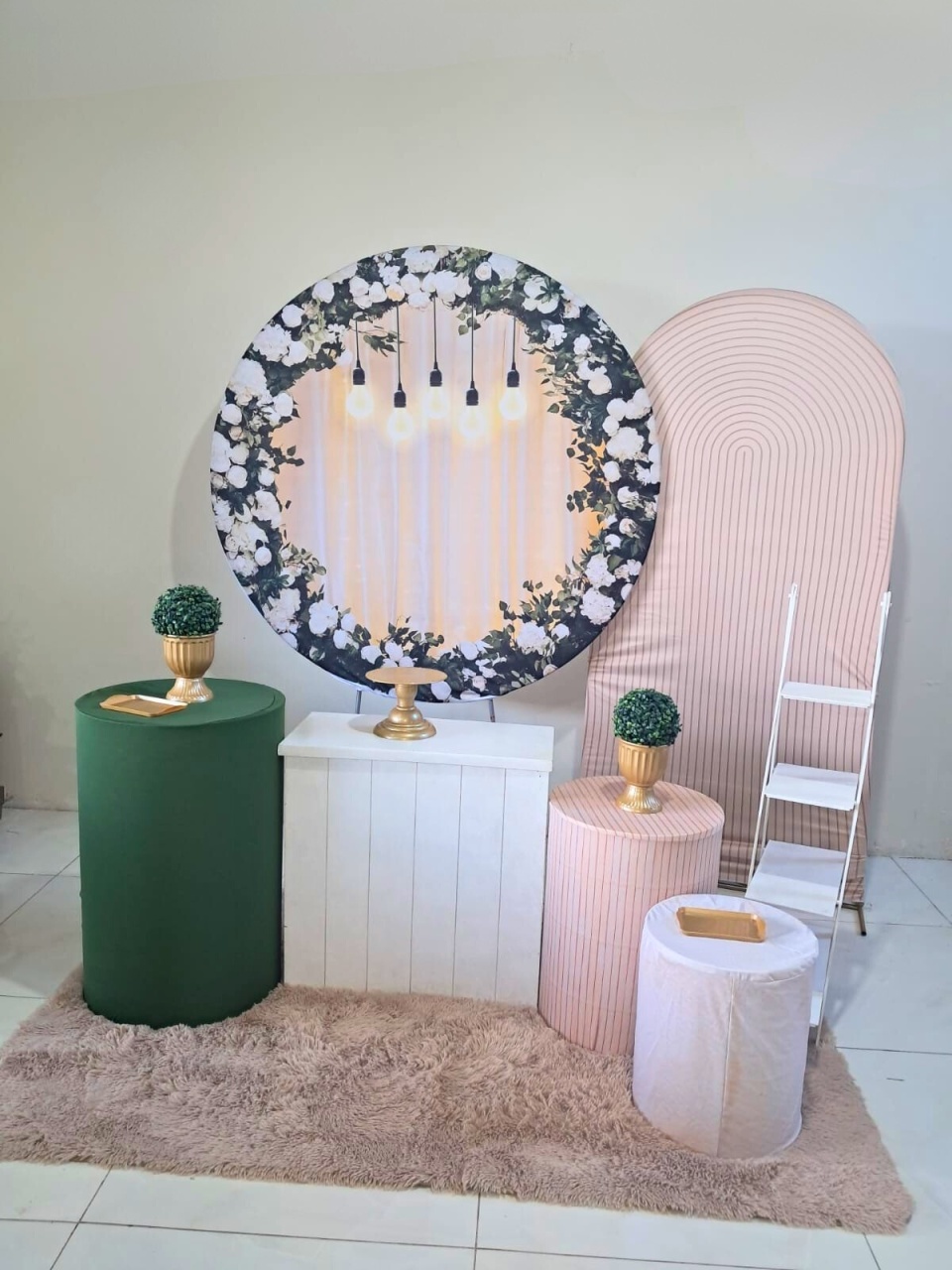 Kit Luzes E Flores - Luxo 1 - comdecoracaofestas