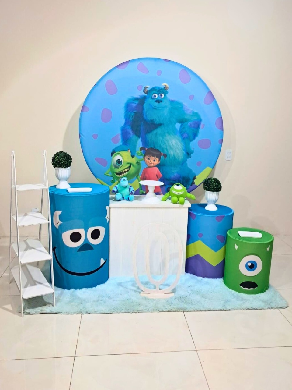 Kit Monstros S.a - Luxo - comdecoracaofestas