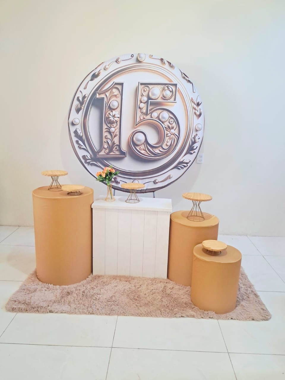 Kit 15 Anos Bronze - Essencial - comdecoracaofestas