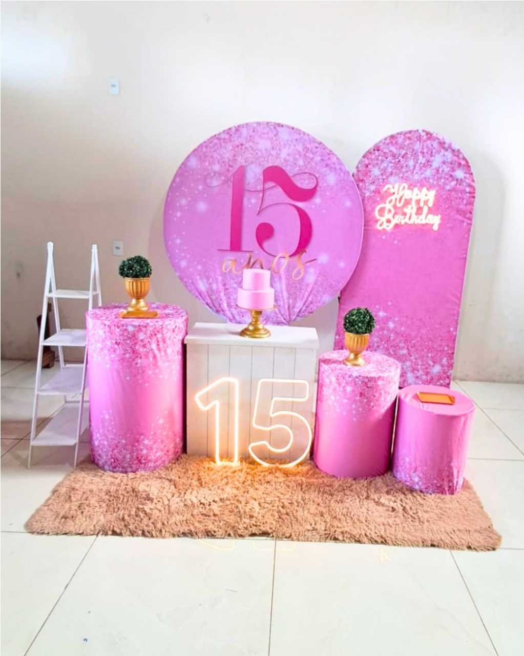 Kit 15 Anos Rosa Pink - Luxo - comdecoracaofestas