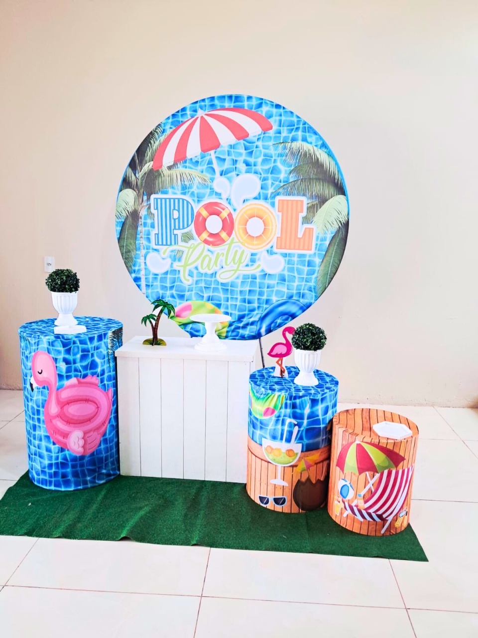 Kit Pool Party - Essencial - comdecoracaofestas