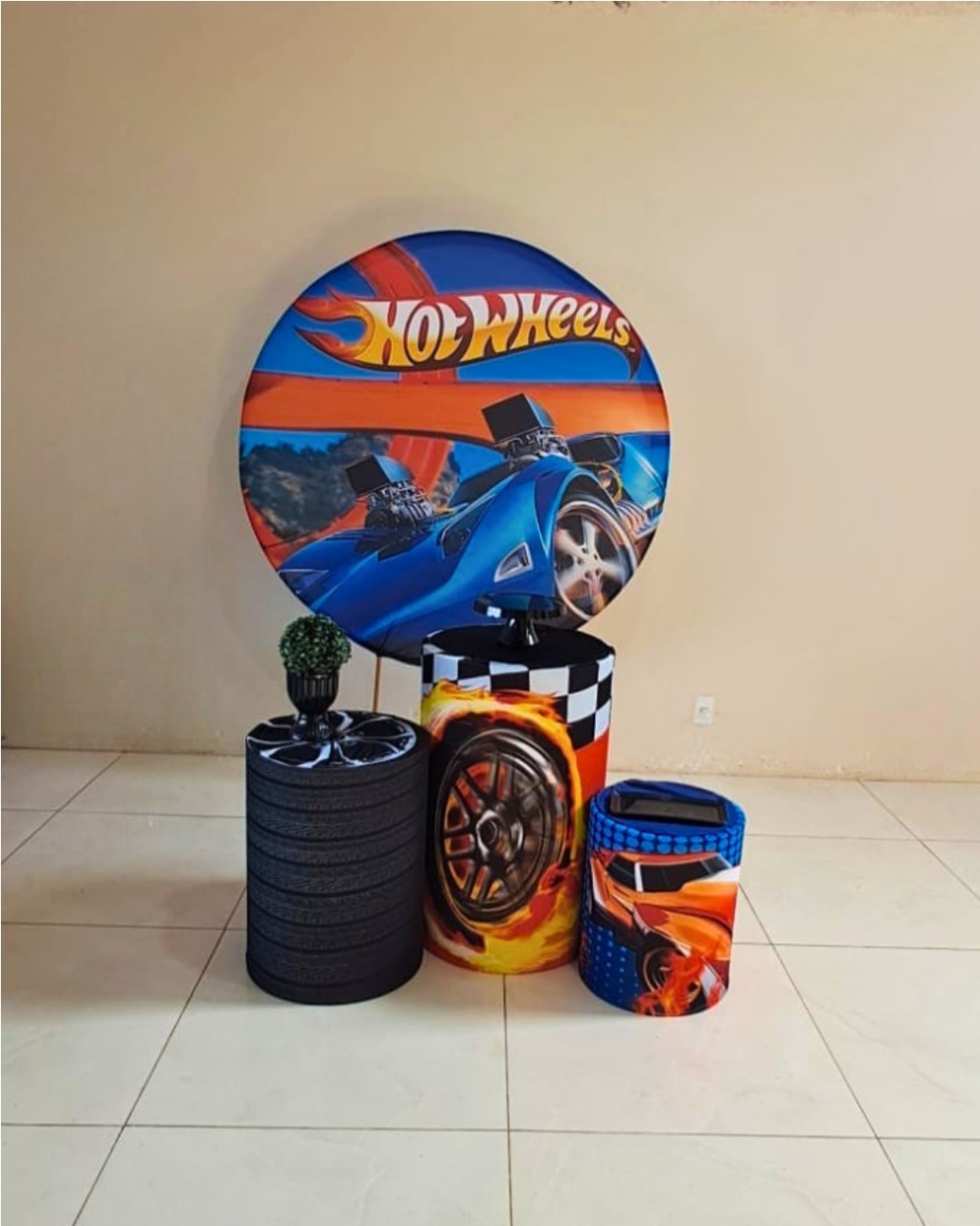 Kit Hotwheels - Básico - comdecoracaofestas