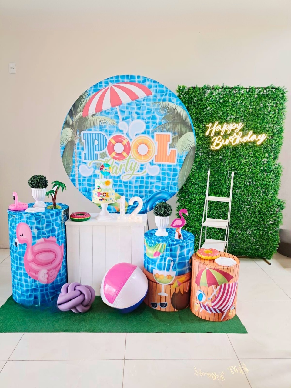 Kit Pool Party - Luxo - comdecoracaofestas