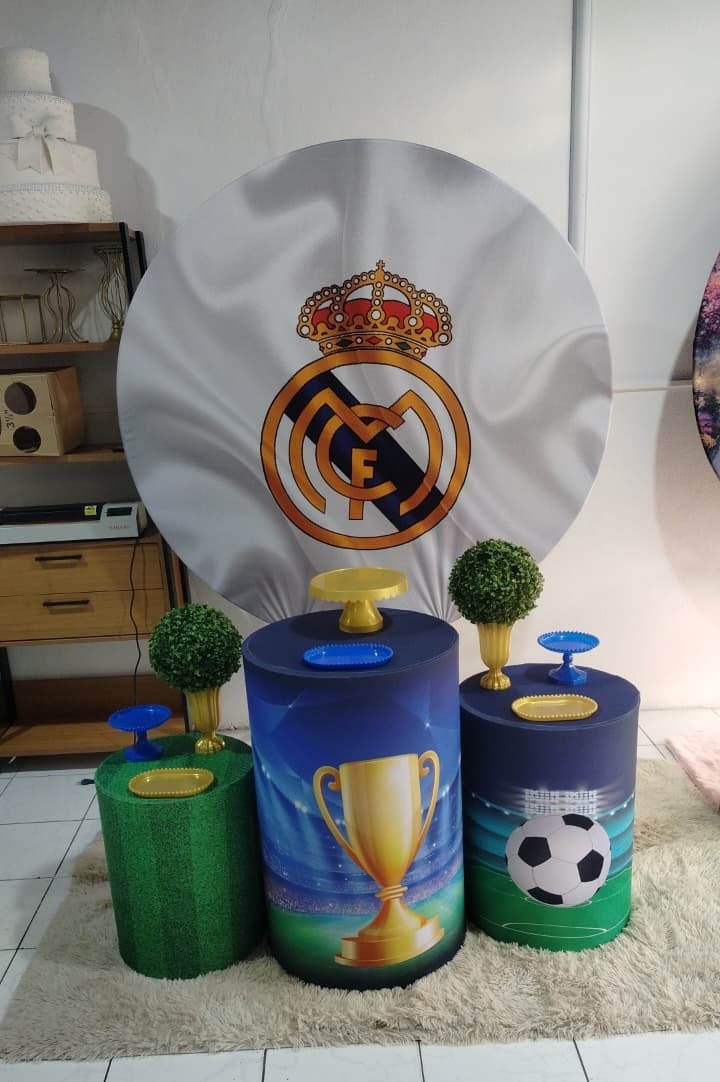 Festa Prata Real Madrid - Thaís Rodrigues Severiano Laginestra