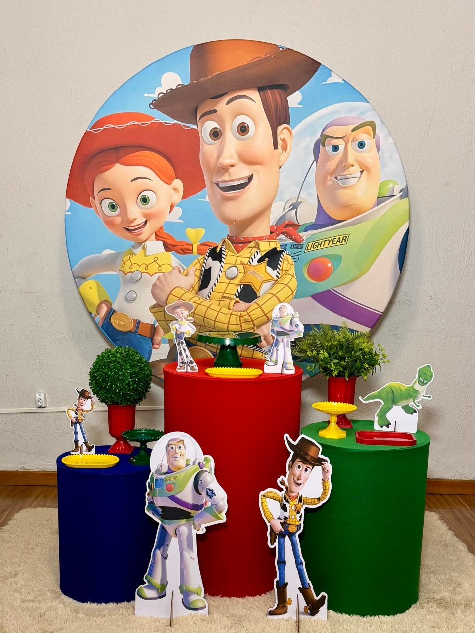 Festa Prata Toy Story 1 - Thaís Rodrigues Severiano Laginestra
