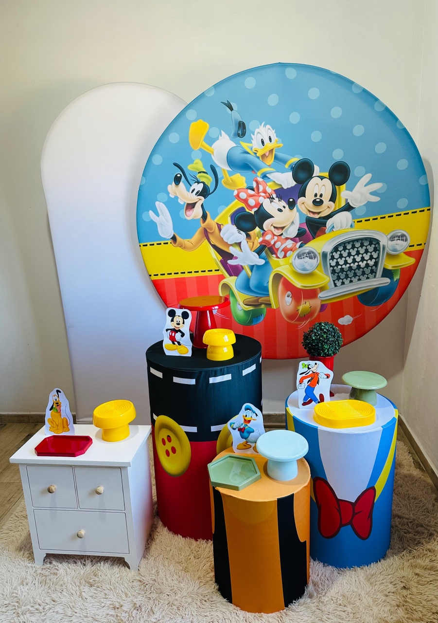 Kit Ouro Mickey E Sua Turma   - Fernanda da Silveira Cavalheiro 