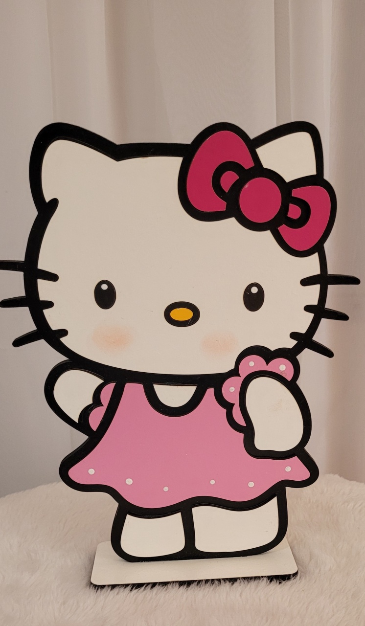 Display Mdf 3D Hello Kitty Em Pé  - Três Marias Festas