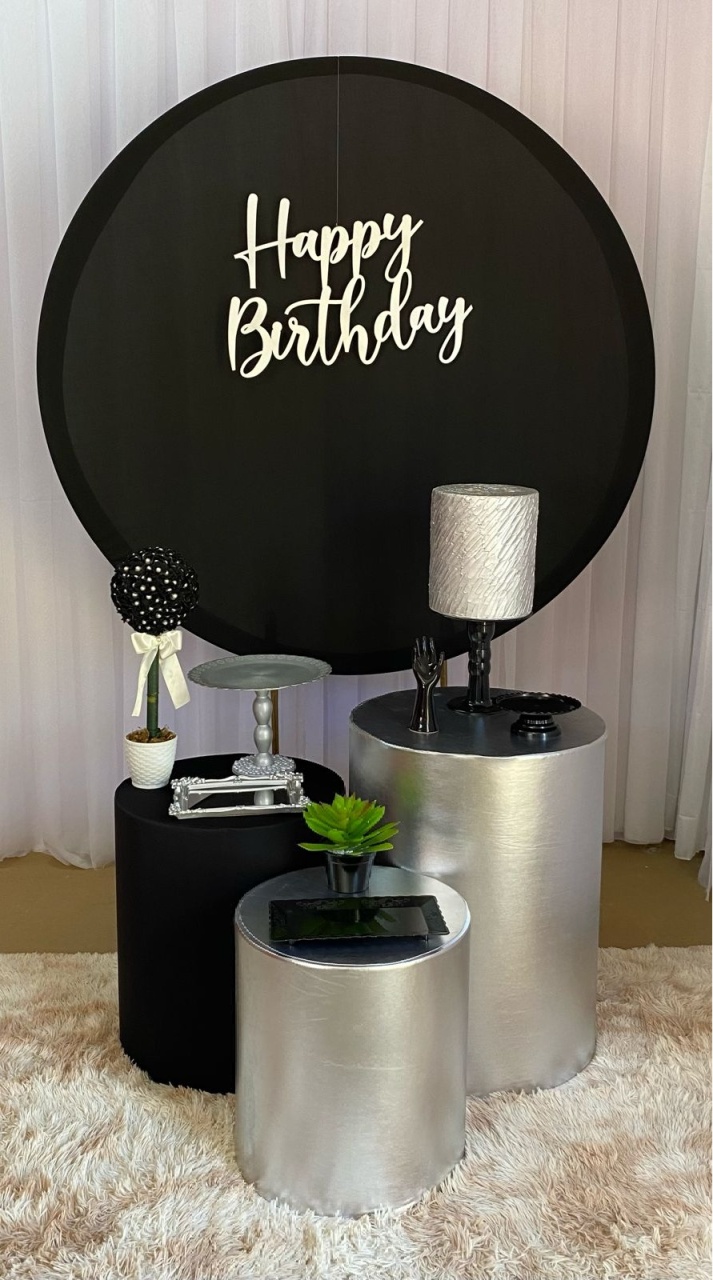 Happy Birthday Preto E Prata - Três Marias Festas