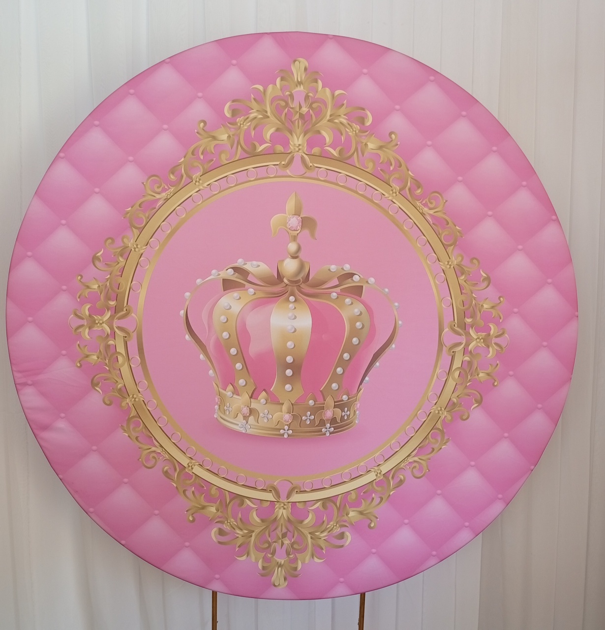 Painel Sublimado  Realeza Coroa Rosa  - Três Marias Festas