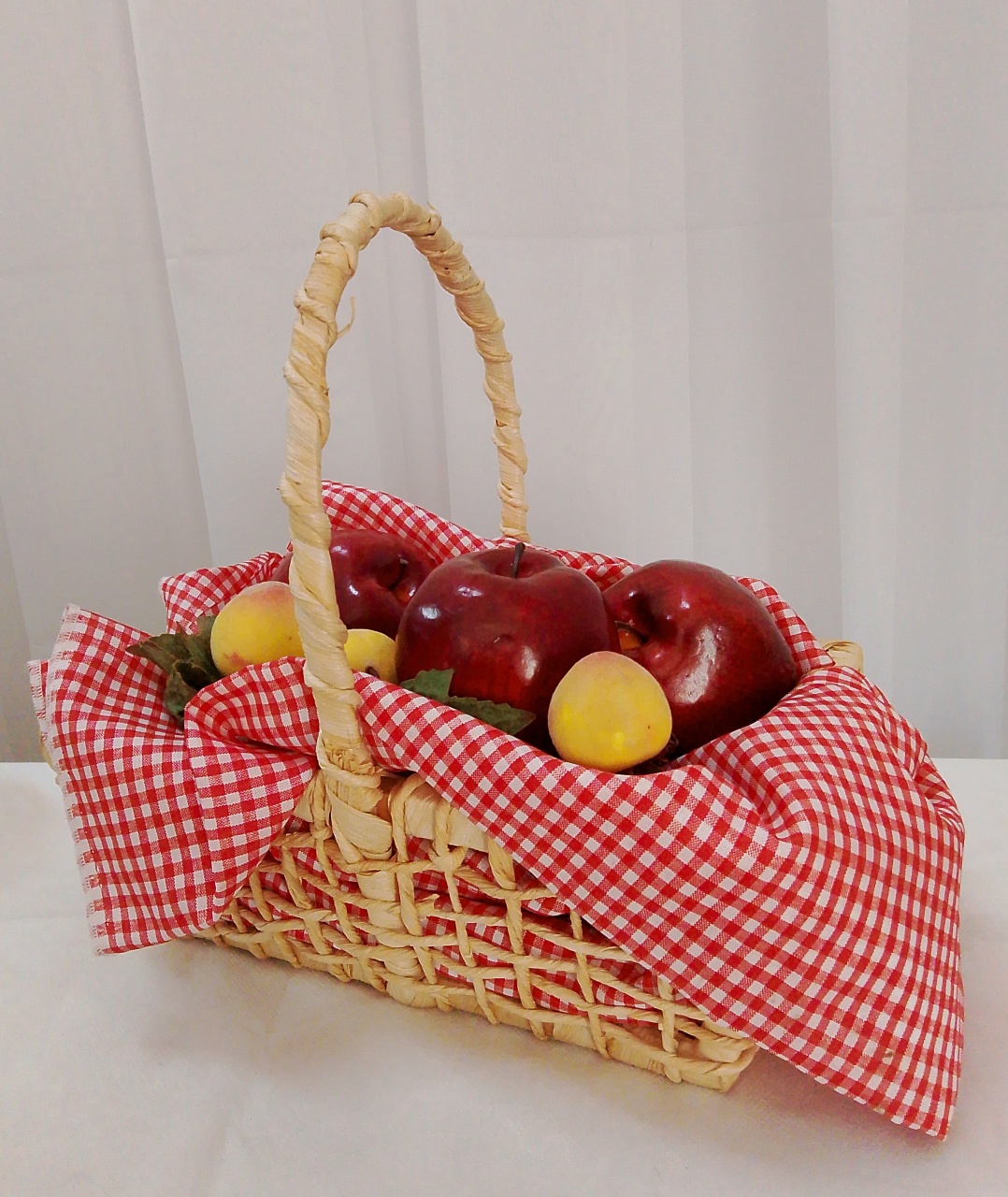Cesta de Frutas (Branca de Neve) - Três Marias Festas