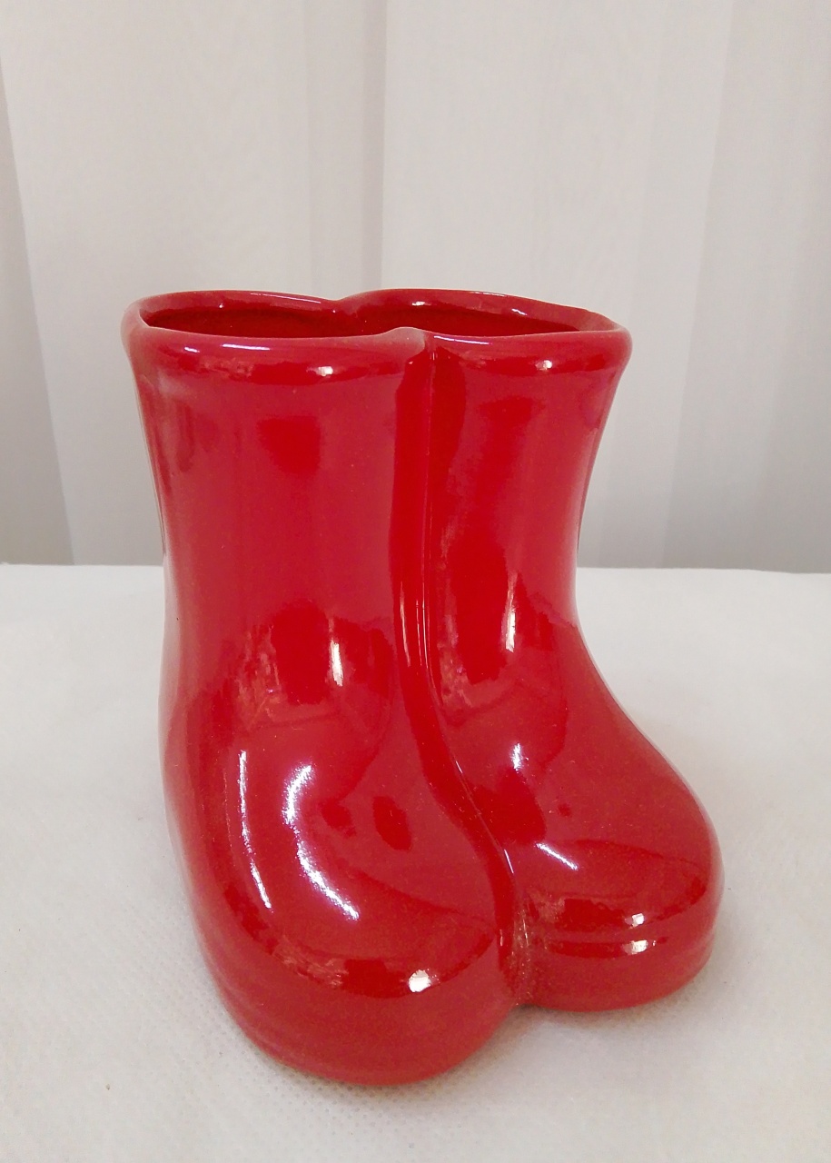 Botas Vermelha - Três Marias Festas