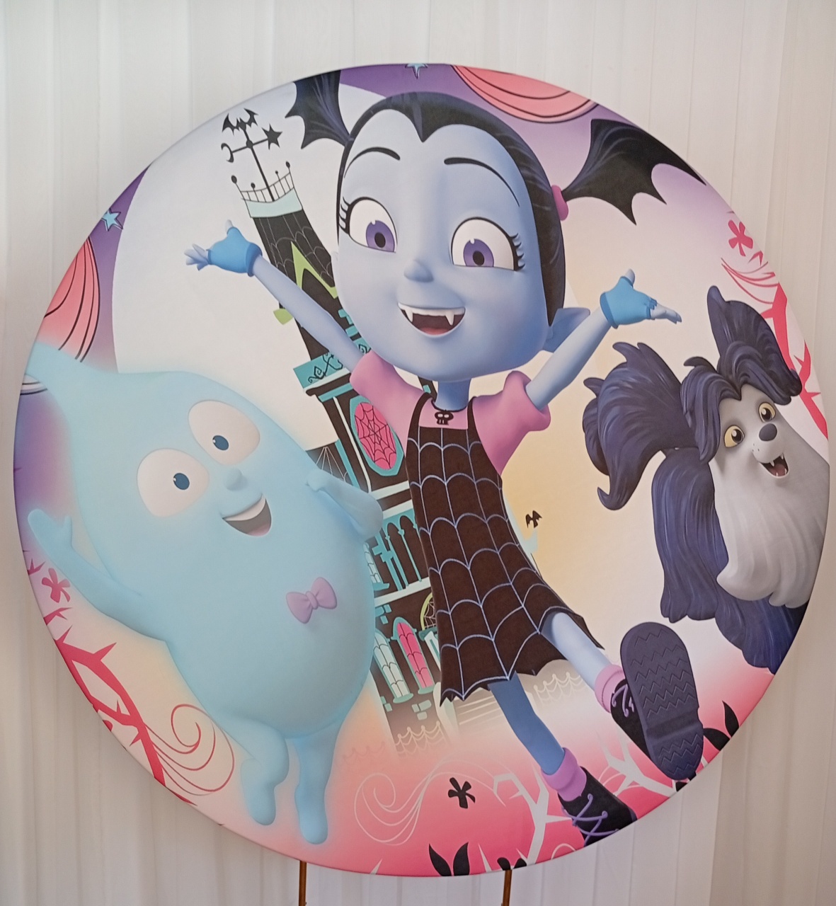 Painel Sublimado  Vampirinha - Três Marias Festas