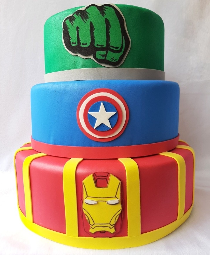 Vingadores  - Três Marias Festas