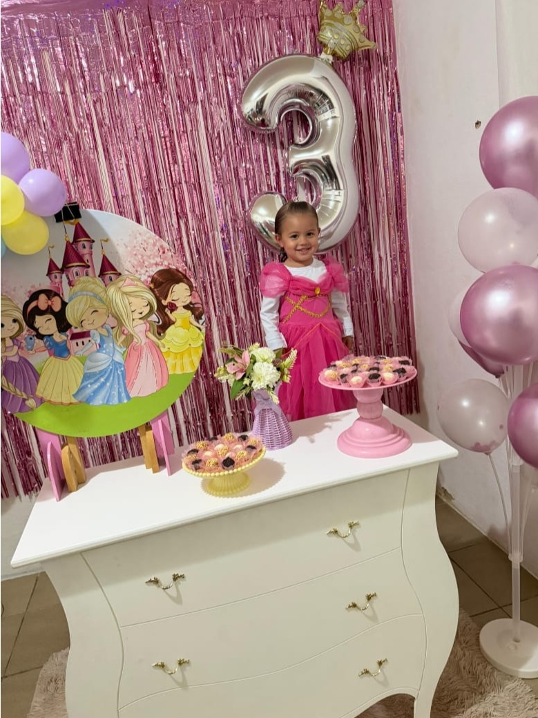 Festas Montadas Por Nossas Clientes - Princesas - Três Marias Festas