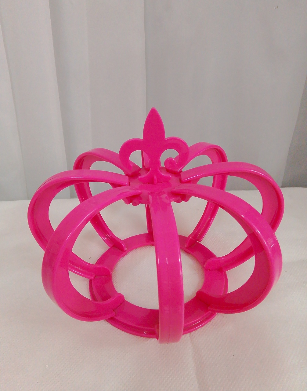 Coroa Rosa (Plástico) - Três Marias Festas