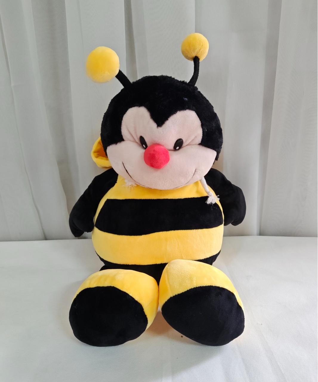 Abelha Mod1 - Três Marias Festas