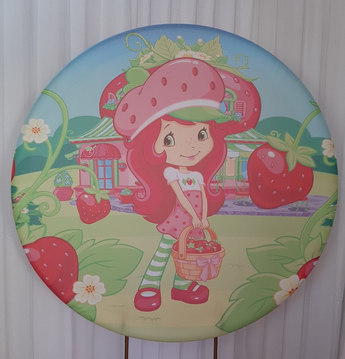 Painel Sublimado  Moranguinho - Três Marias Festas