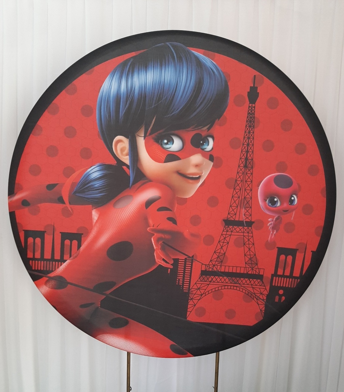 Painel Sublimado  Ladybug - Três Marias Festas