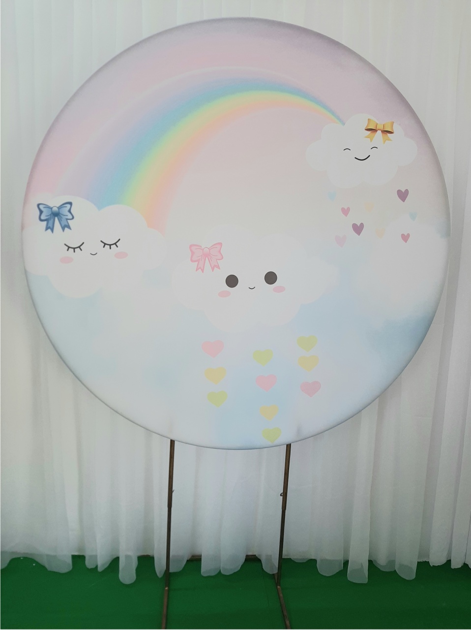 Painel Sublimado Chuva de Amor - Três Marias Festas