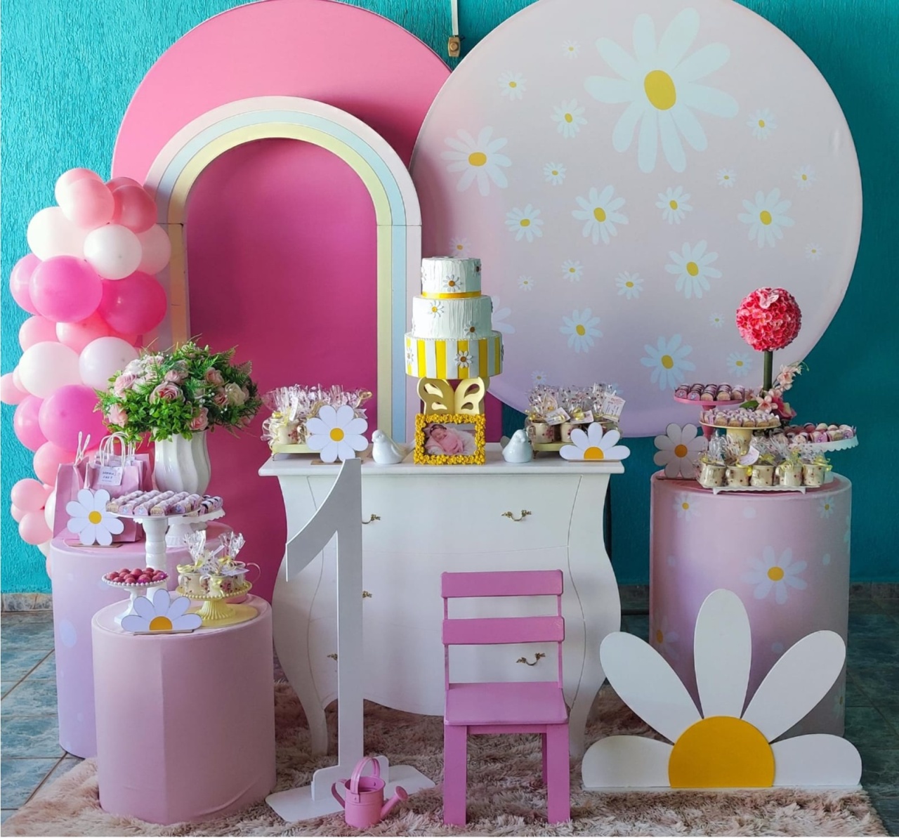 Festas Montadas Por Nossas Clientes - Margaridas - Três Marias Festas