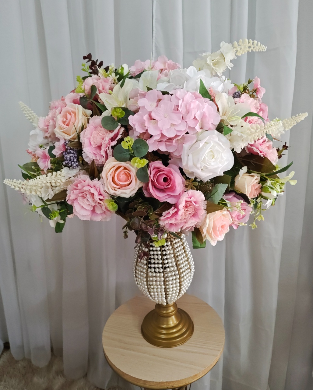 Arranjo Floral Permanente Flores Rosa Bb E Branco (Casamento) - Três Marias Festas