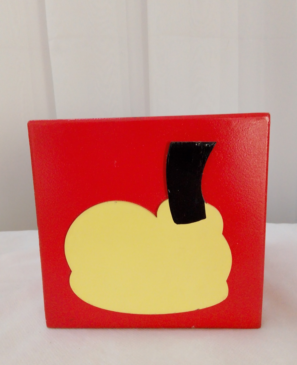 Cubo Vermelho Mickey (Pé) - Três Marias Festas