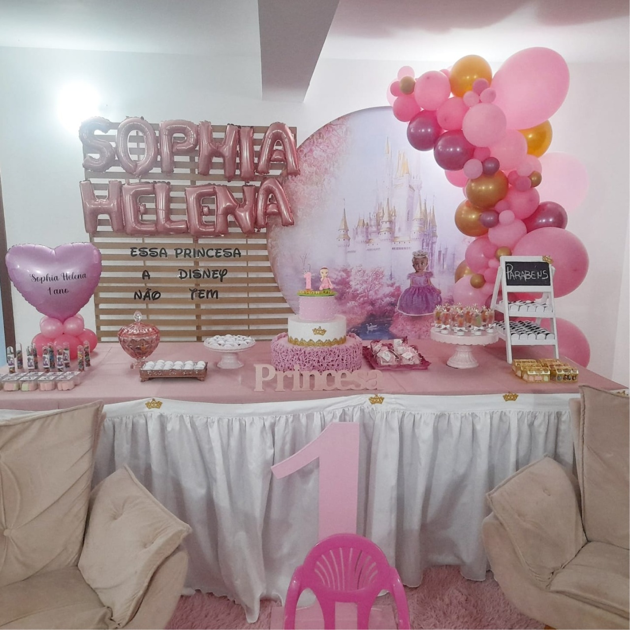 Festas Montadas Por Nossas Clientes   - Três Marias Festas