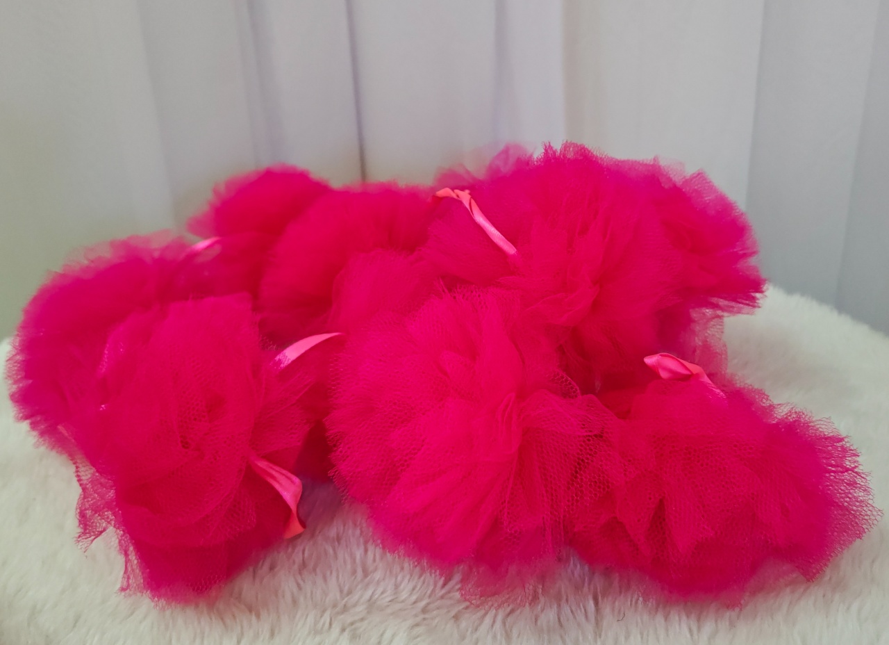 Cordão Pompom Rosa (Carnaval) - Três Marias Festas