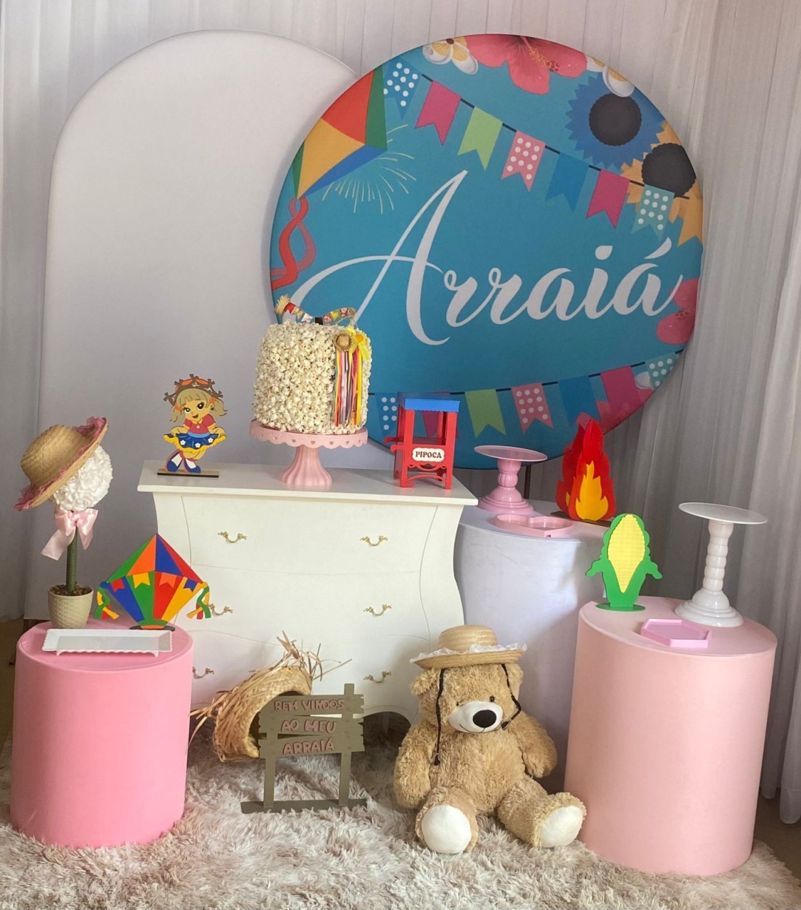 Arraiá Pirullito Branco (Mod2) - Três Marias Festas