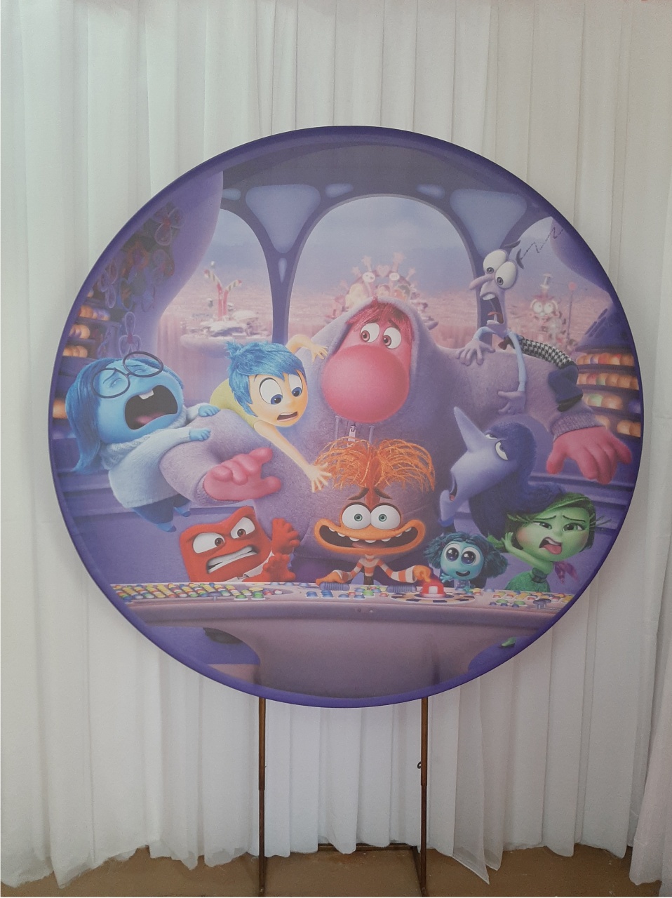 Painel Sublimado Divertidamente - Três Marias Festas