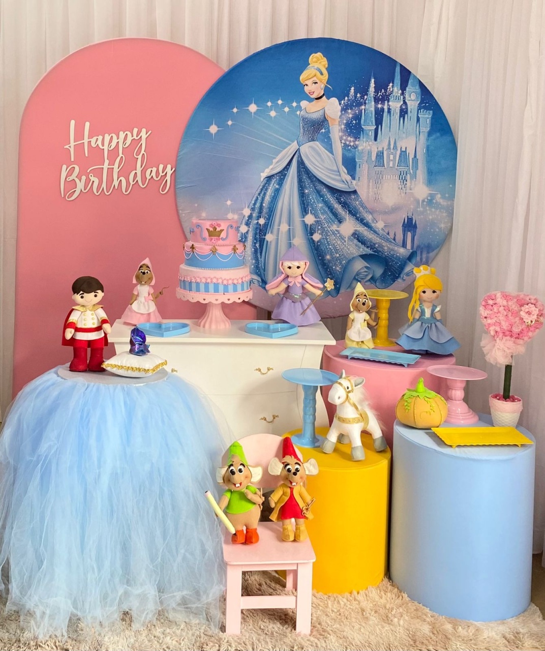 Princesa Cinderela (Mod1) - Três Marias Festas