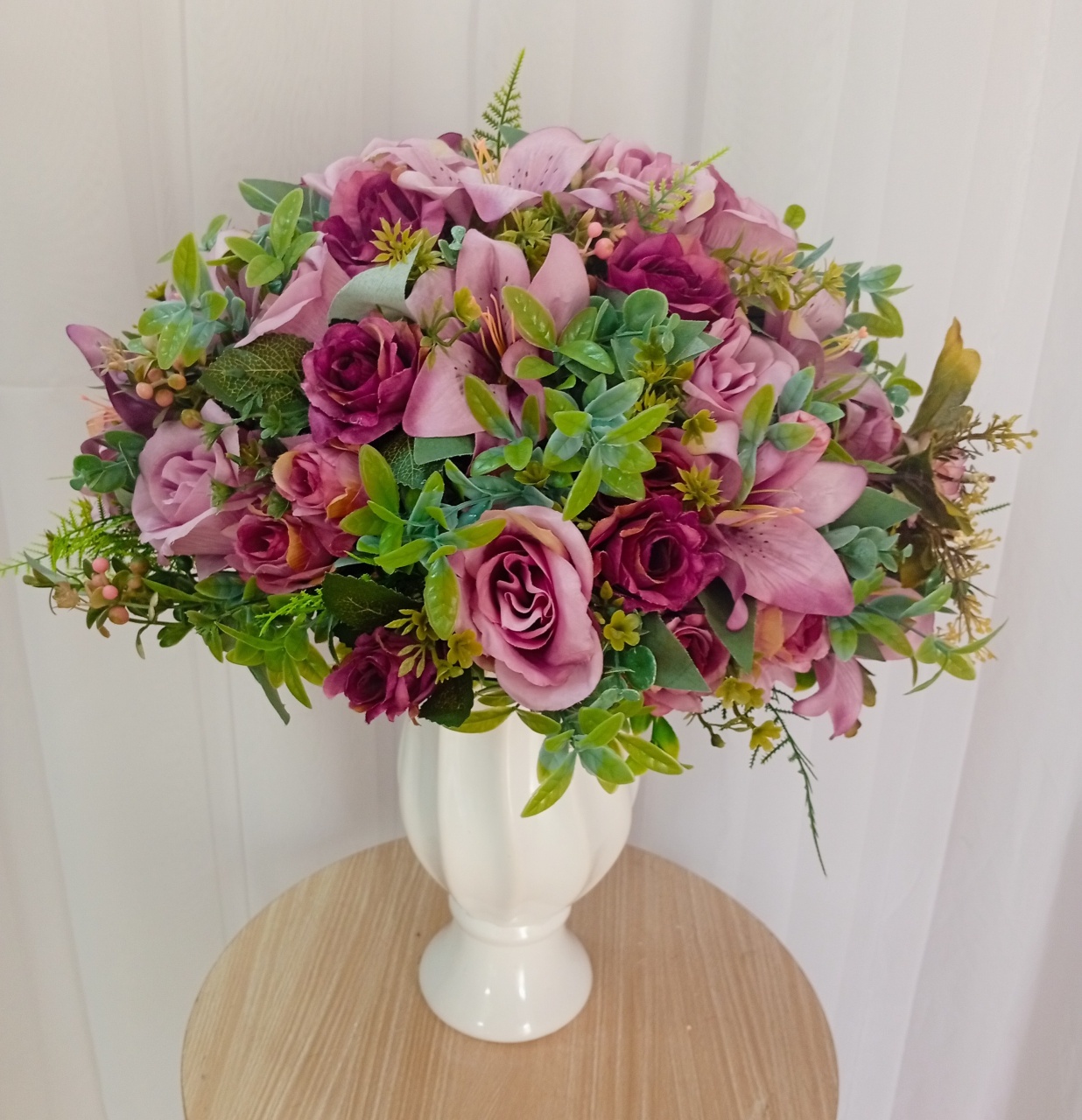 Arranjo Floral Permanente Flores Lilas - Três Marias Festas