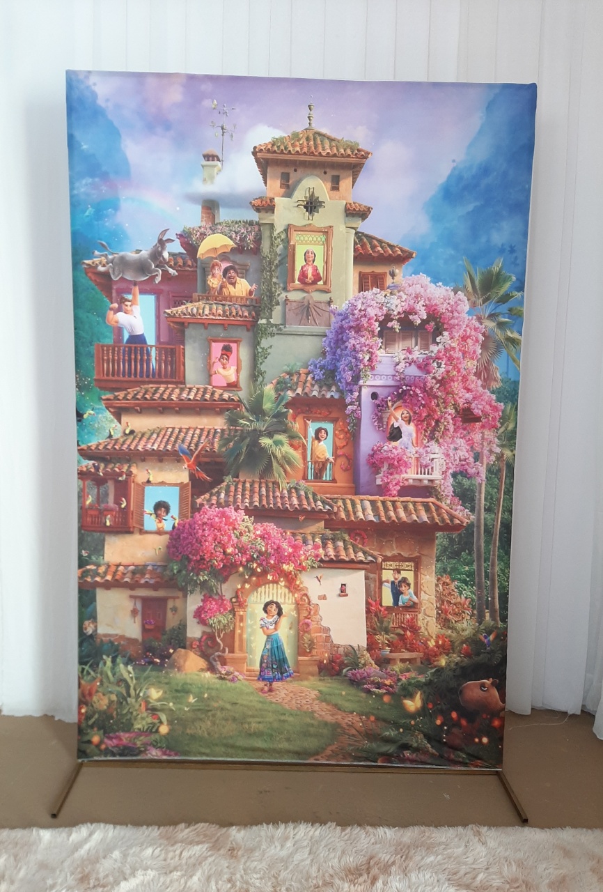Capa Painel Romano Encanto - Três Marias Festas