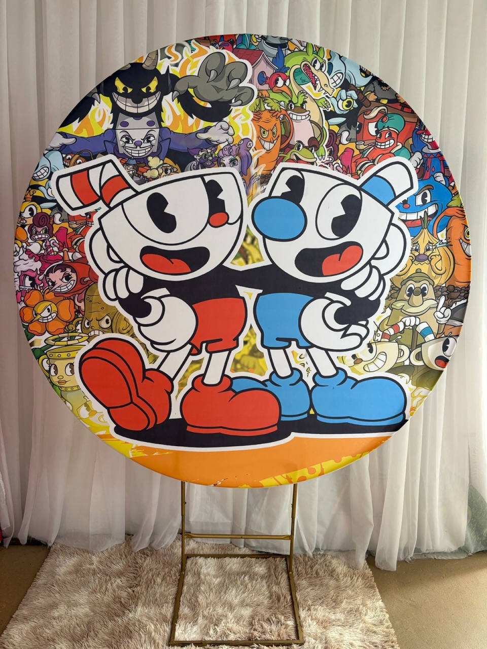 Painel Sublimado Cuphead - Três Marias Festas
