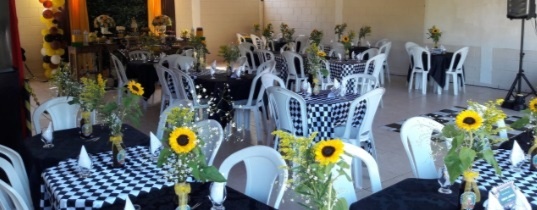 Toalha de Mesa Xadrez Preta E Branca - Três Marias Festas