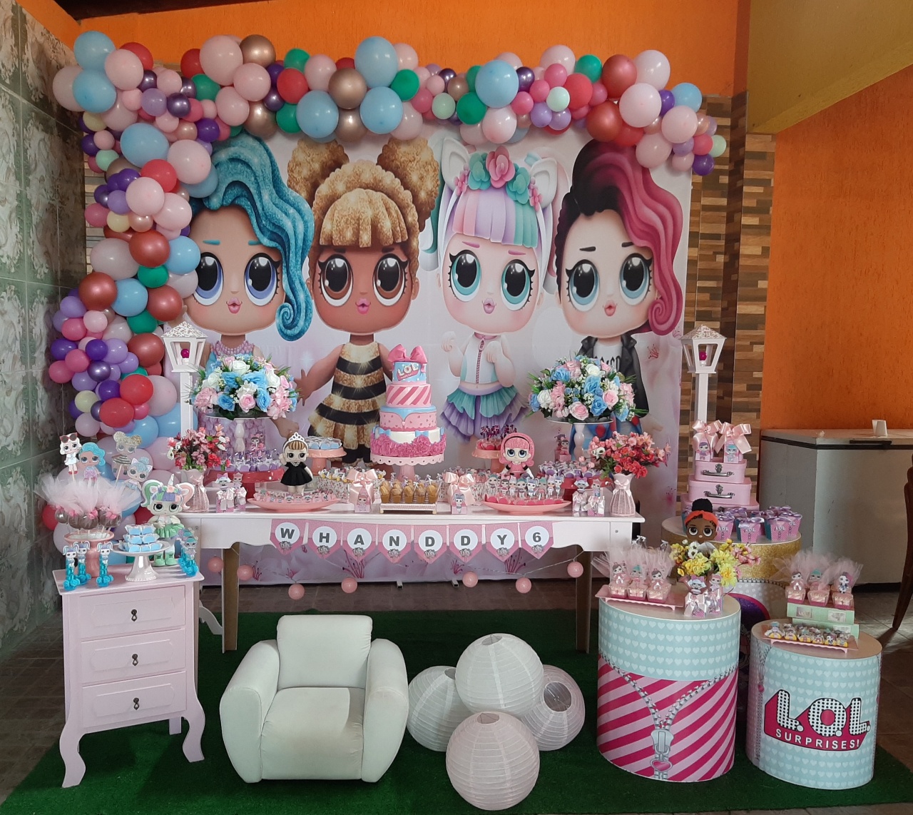Projetos & Montagens de Decoração - Lol - Três Marias Festas