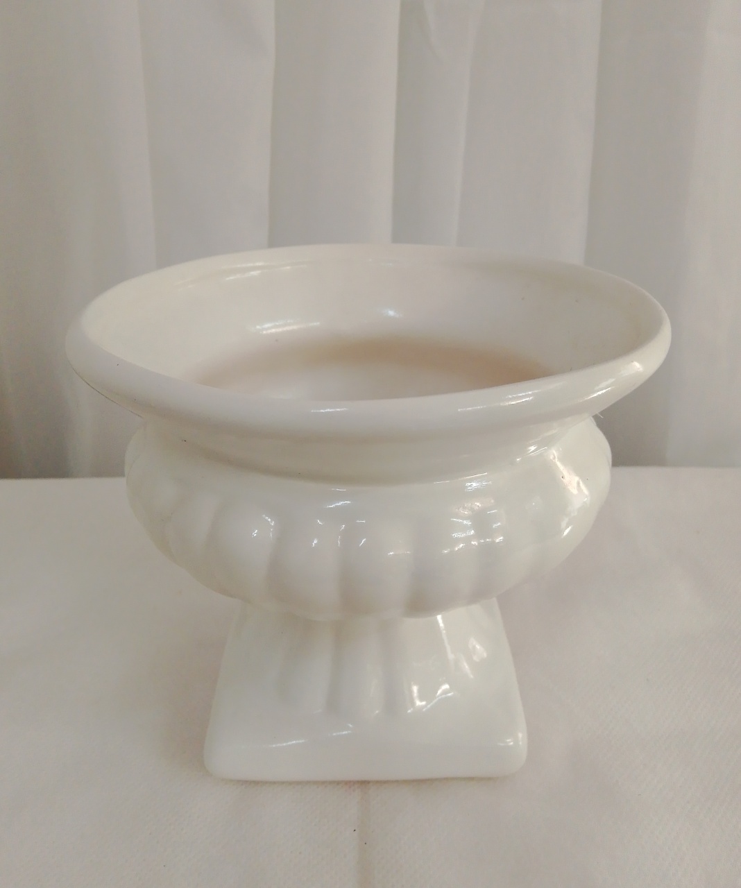 Vaso Cerâmica Baixo Branco - Três Marias Festas