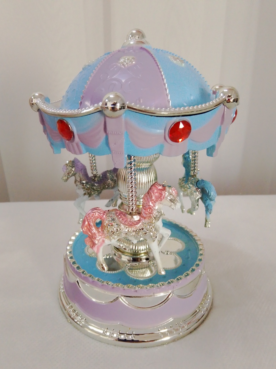 Mini Carrossel - Três Marias Festas