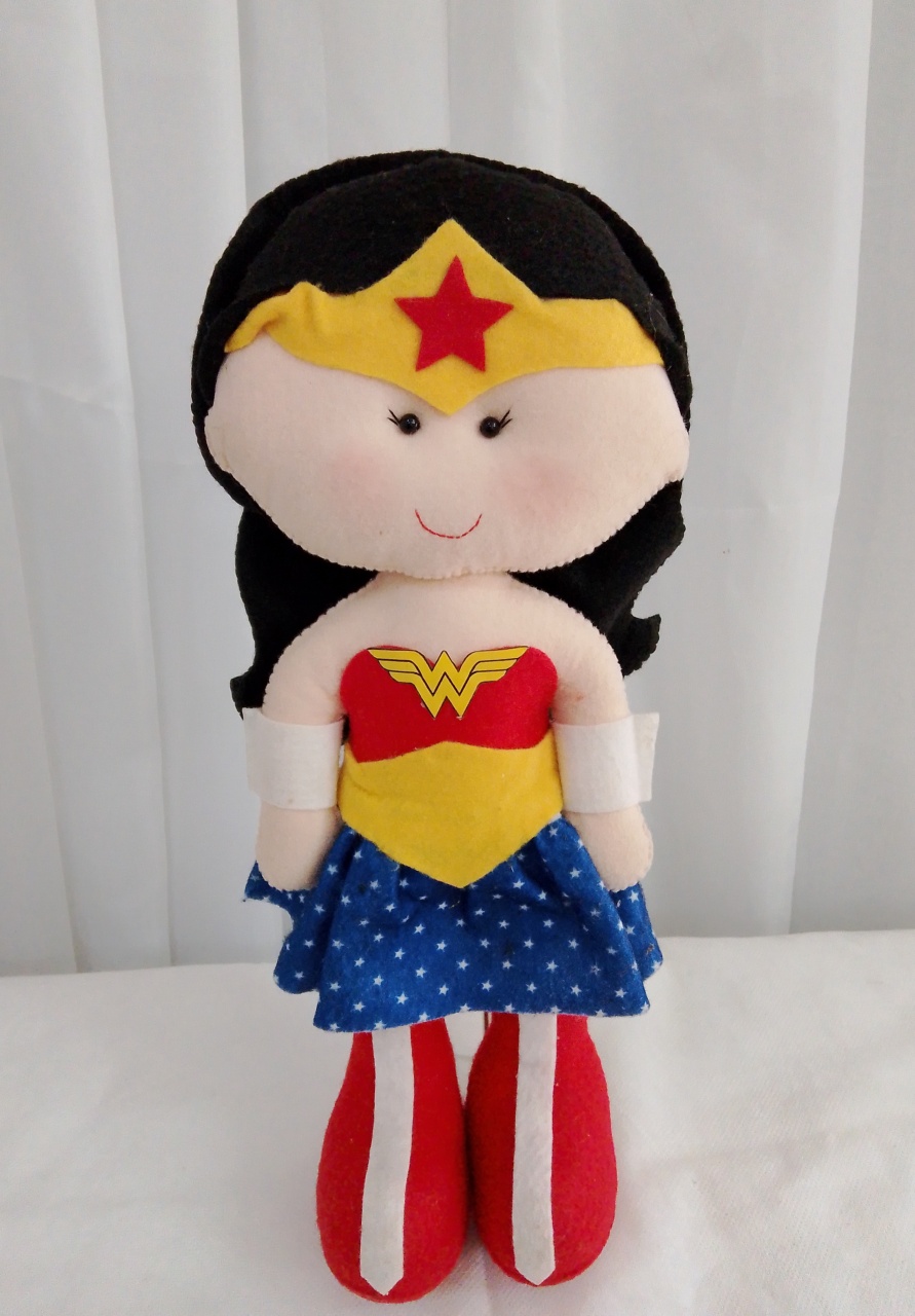 Mulher Maravilha Mod1 - Três Marias Festas