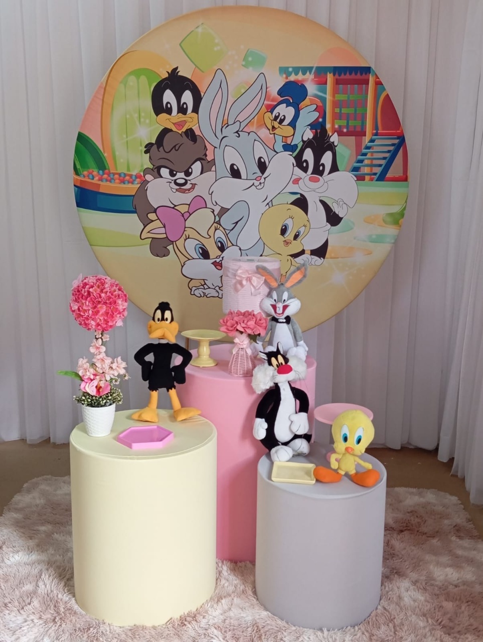 Looney Tunes Rosa - Três Marias Festas