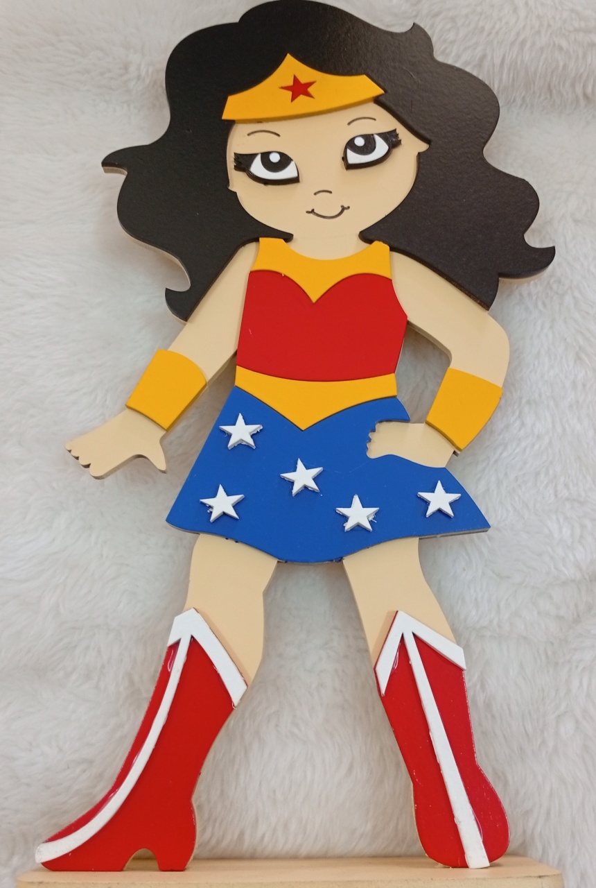 Displays Mdf 3D - Mulher Maravilha Mod2 - Três Marias Festas