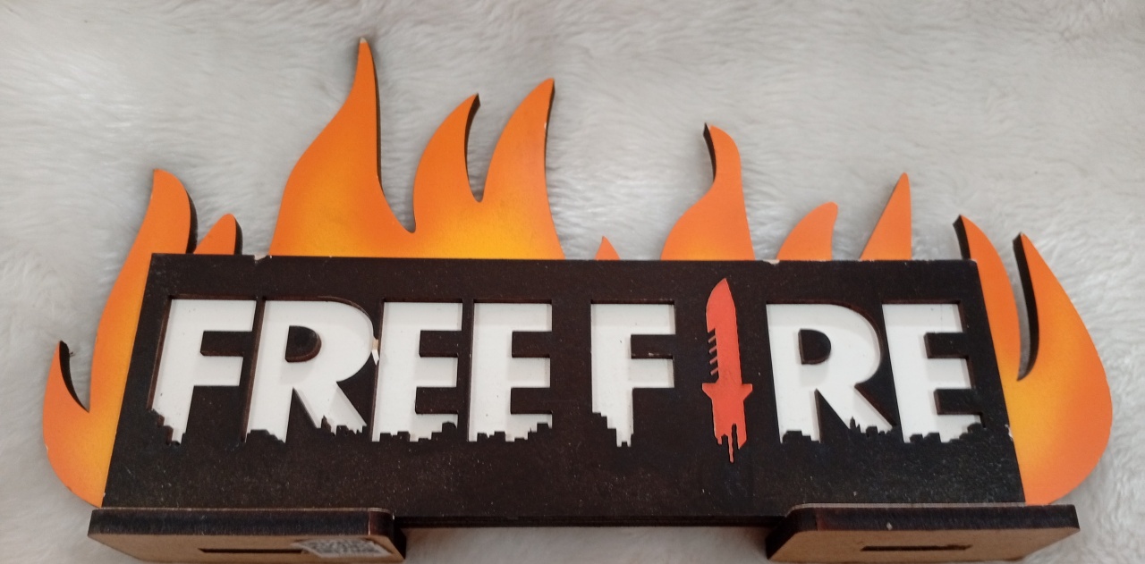 Displays Mdf 3D - Free Fire - Três Marias Festas