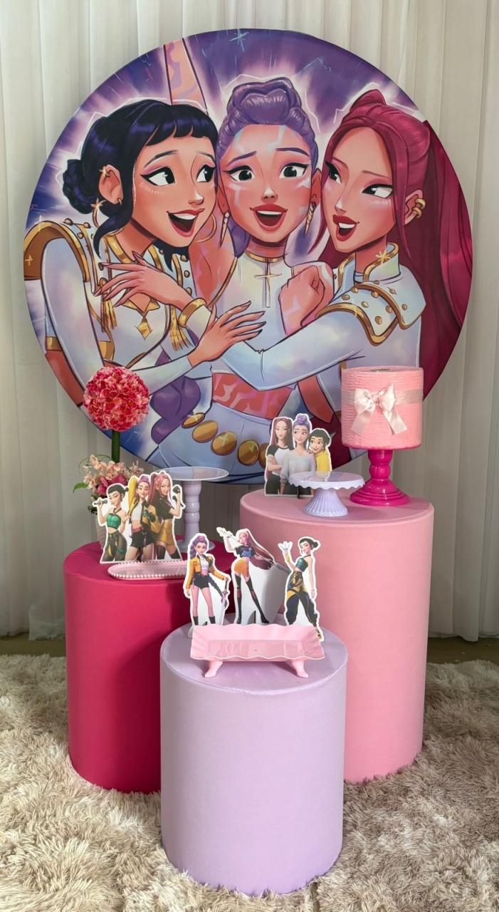 Guerreiras Do K-Pop (K-Pop Demon Hunters) - Três Marias Festas