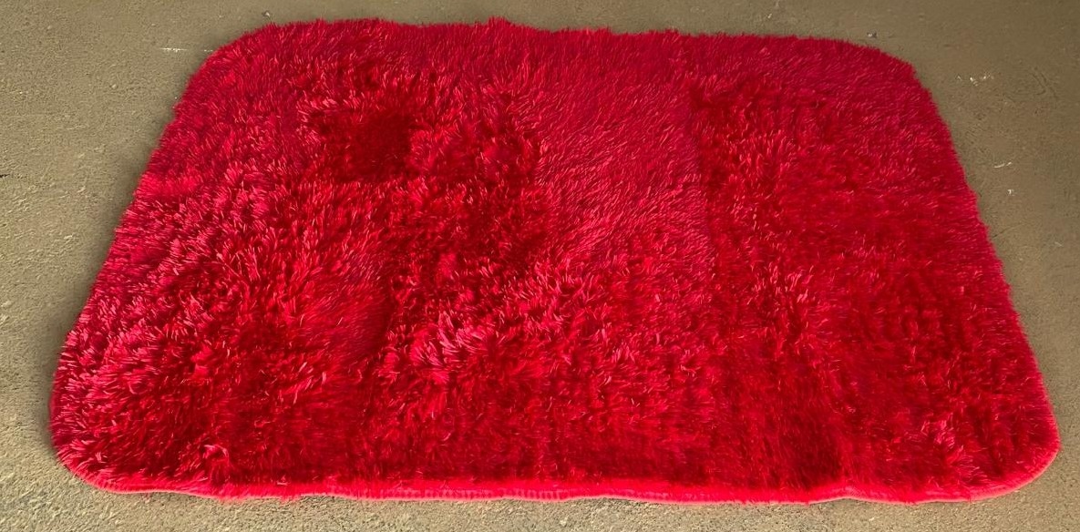 Tapete Vermelho Pequeno - Três Marias Festas