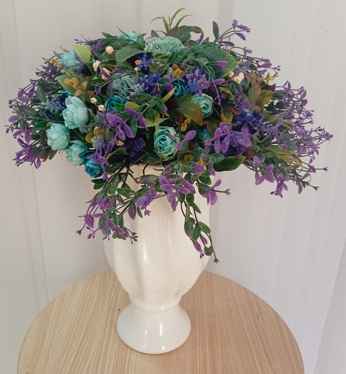 Arranjo Floral Permanente Flores Roxa E Azul  - Três Marias Festas