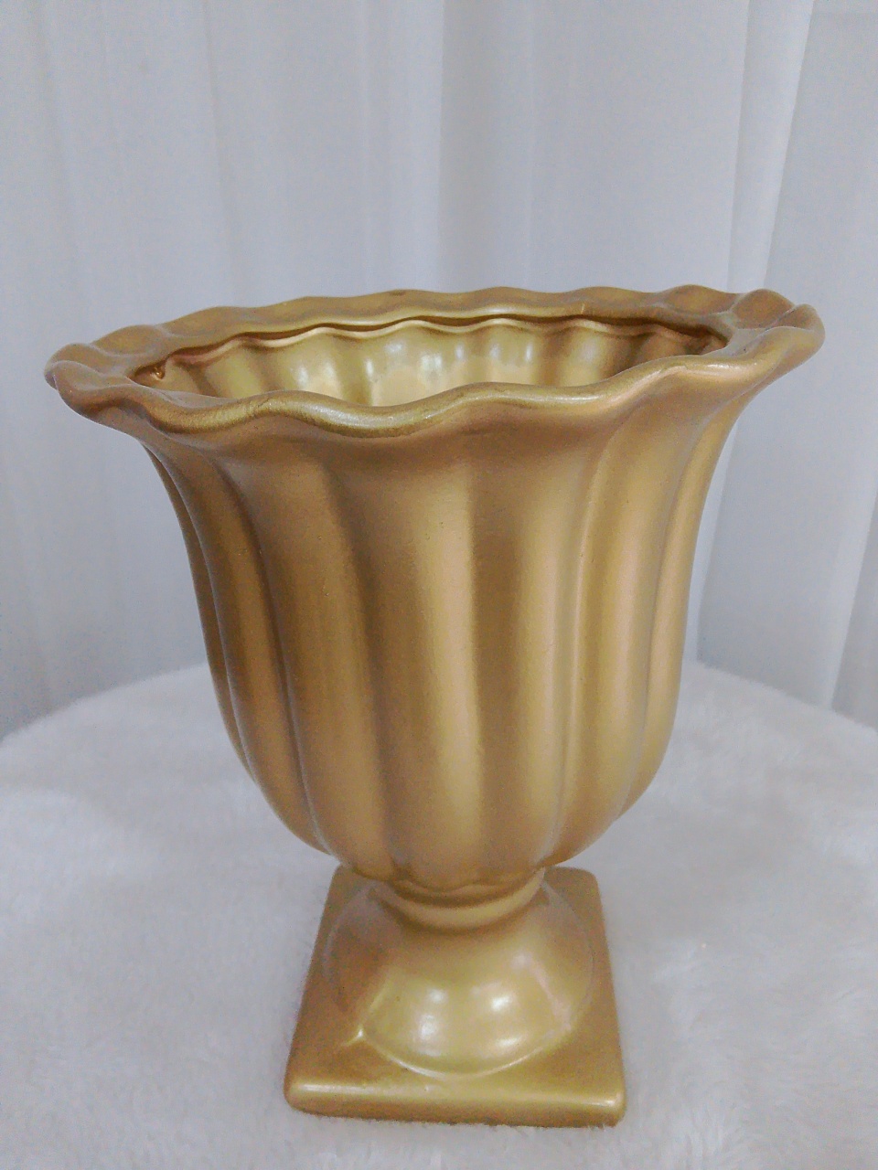 Vaso Cerâmica M Dourado - Três Marias Festas